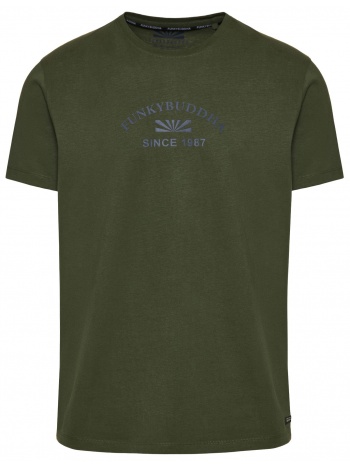 t-shirt με τύπωμα στο στήθος