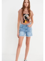 τζιν σορτς με φθορές