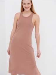 maxi φόρεμα με σκίσιμο στο πλάι