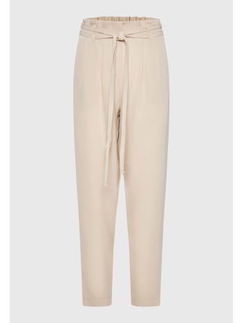 casual παντελόνι με πιέτες και ζώνη στη μέση