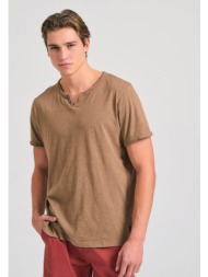 t-shirt με λαιμό henley ...