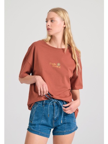 γυναικείο loose fit t-shirt με exotic τύπωμα στην πλάτη