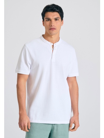 μπλούζα polo με λαιμό mao και κέντημα στο μανίκι