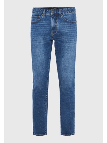 slim tapered fit τζιν παντελόνι με ελαφρύ ξεθώριασμα