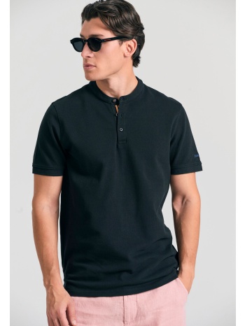 μπλούζα polo με λαιμό mao και κέντημα στο μανίκι