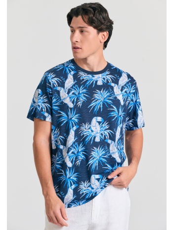 t-shirt με all over τύπωμα