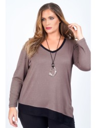 μπλούζα με κολιέ ...