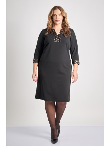 βραδινό φόρεμα μίντι με παγιέτες στο ντεκολτέ σε προσφορά