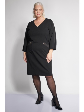 μίντι φόρεμα κρεπ με εξωτερικές τσέπες με κουμπί κόσμημα σε προσφορά