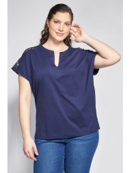 μπλούζα με v λαιμόκοψη και λεπτομέρειες δαντέλας