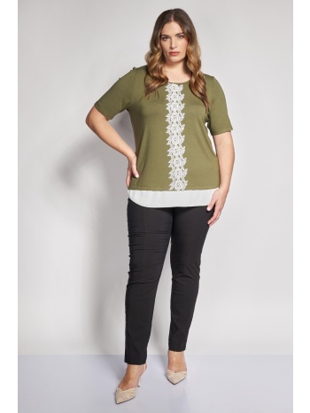 ελαστικό παντελόνι slim fit με λάστιχο στη μέση