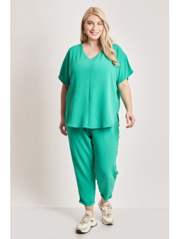 παντελόνι με ρεβέρ σε προσφορά