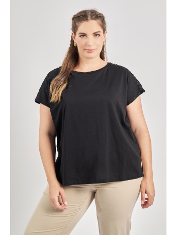 t-shirt με διακόσμηση στον ώμο σε προσφορά