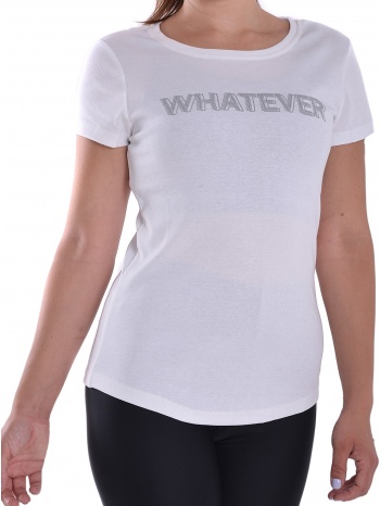 γυναικείο κοντομάνικο μπλουζάκι σε λευκό χρώμα σε προσφορά