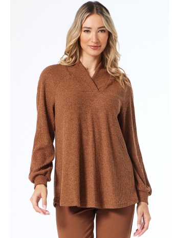 καφε πλεκτη ριπ μπλουζα με μανσετες σε προσφορά