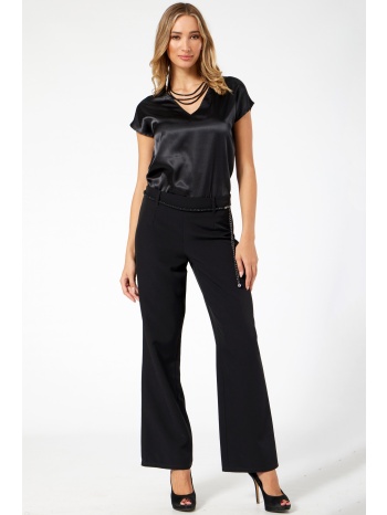 μαυρο παντελονι σε ισια γραμμη με φερμουαρ σε προσφορά
