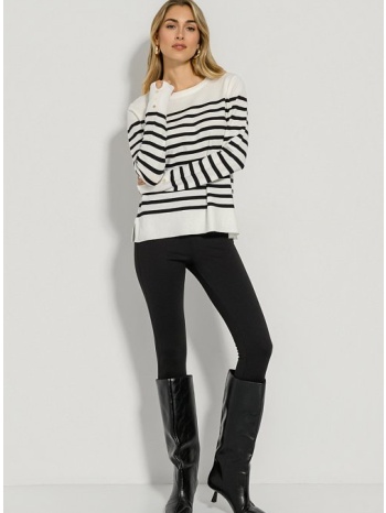 basic ριγέ πλεκτό με λεπτομέρεια κουμπιών (wht/blk) σε προσφορά