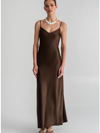 maxi φόρεμα με σατινέ υφή και τιράντες (brown)