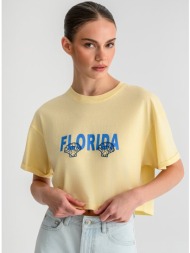 κροπ t-shirt με τύπωμα (yellow)