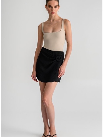 μίνι φούστα με διακοσμητική αγκράφα (black)