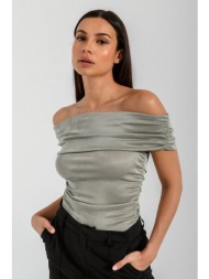 τοπ με γυαλιστερή όψη ...