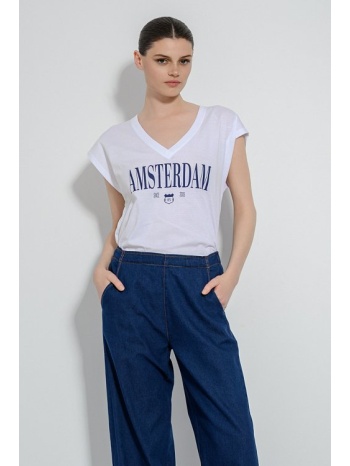 t-shirt με τύπωμα και v λαιμόκοψη (white) σε προσφορά