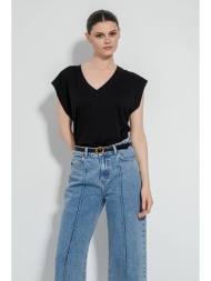 t-shirt με v ντεκολτέ ...