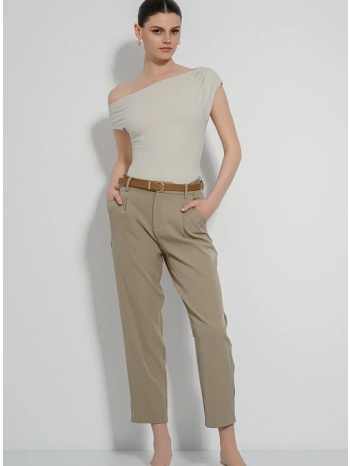 carrot παντελόνι με πιέτες και ζώνη (beige) σε προσφορά