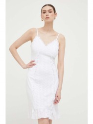 φόρεμα guess χρώμα: άσπρο κύριο υλικό: 100% βαμβάκι
φόδρα: 100% πολυεστέρας