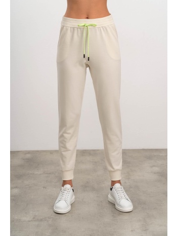 vamp μονόχρωμο παντελόνι με τσέπες σε προσφορά