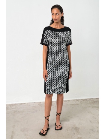 vamp φόρεμα με κοντό μανίκι σε προσφορά