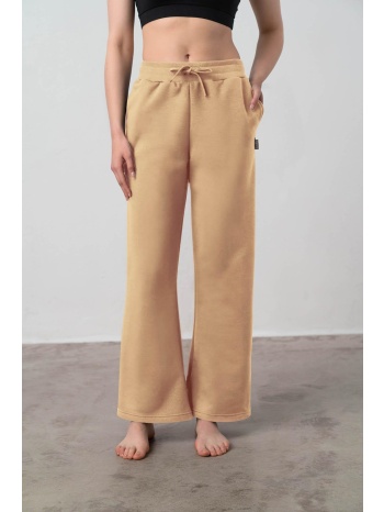 vamp μονόχρωμο παντελόνι καμπάνα σε προσφορά