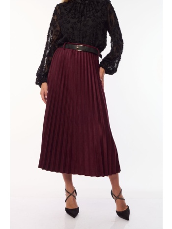 φουστα μακρια με πιετες και ζωνη μπορντό σε προσφορά