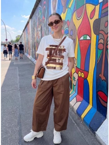 μπλουζα με τυπωμα άσπρο σε προσφορά