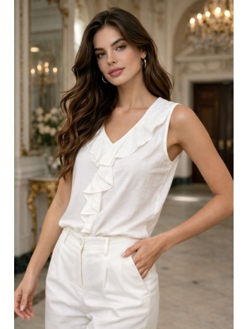 αμάνικη μπλούζα με βολάν και λαιμόκοψη v σε άσπρο χρώμα |