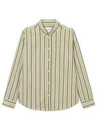 les deux πουκαμισο ...