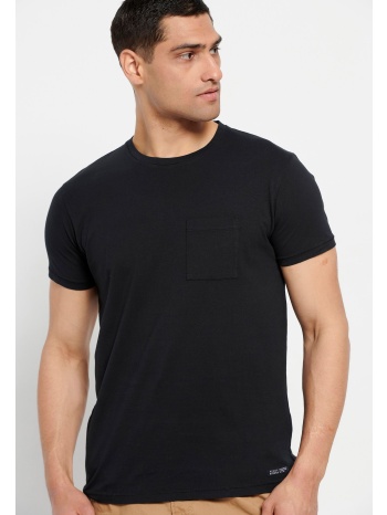 loose fit t-shirt με τσέπη στο στήθος σε προσφορά