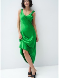 μάξι πράσινο φόρεμα