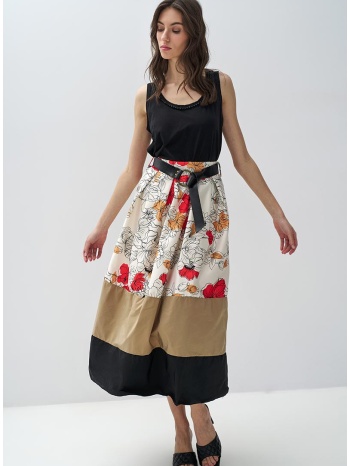 μίντι φούστα με floral λεπτομέρειες σε προσφορά