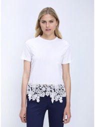 γυναικεία μπλούζα βαμβακερή με δαντελένια λεπτομέρεια