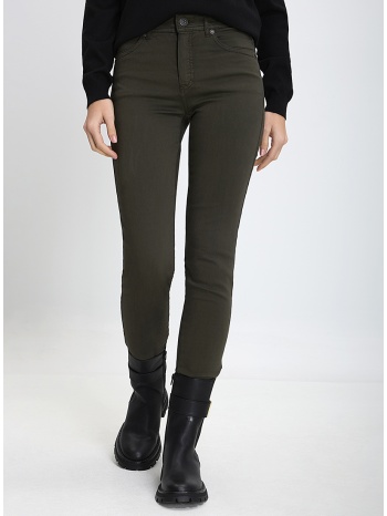 γυναικείο παντελόνι skinny fit με ψηλή μέση σε προσφορά