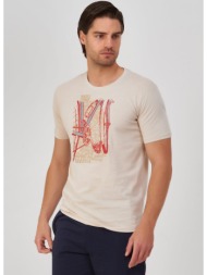 t-shirt με στάμπα