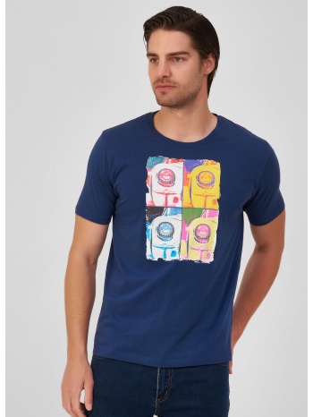 t-shirt με στάμπα σε προσφορά