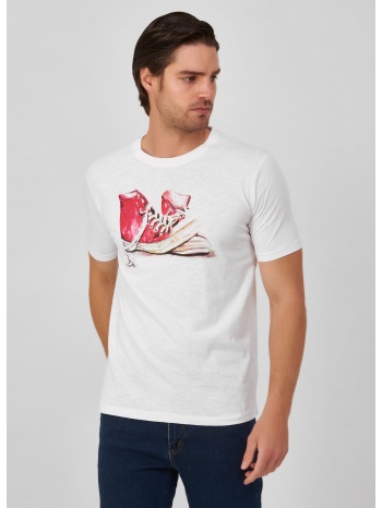 t-shirt με στάμπα σε προσφορά