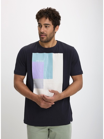 t-shirt με στάμπα modern fit σε μαύρο σε προσφορά