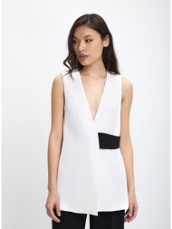 γυναικείο σακάκι αμάνικο με βαθύ ντεκολτέ regular fit σε λευκό