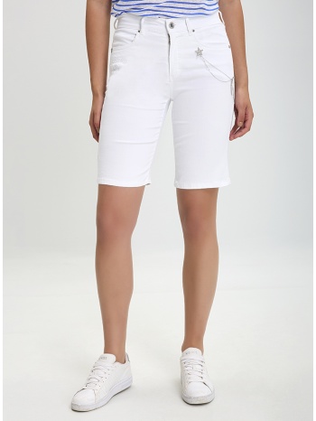 βερμούδα ψηλόμεση σε λευκό σε προσφορά