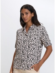 γυναικείο κοντομάνικο πουκάμισο all over print regular fit σε ασπρόμαυρο