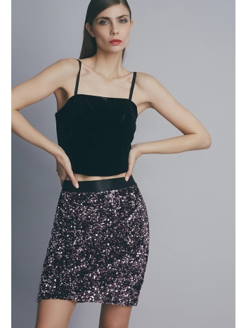 μαύρο βελούδινο τοπ σε προσφορά