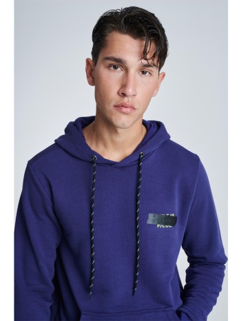 μώβ φούτερ με ανάγλυφο νέον λογότυπο σε προσφορά